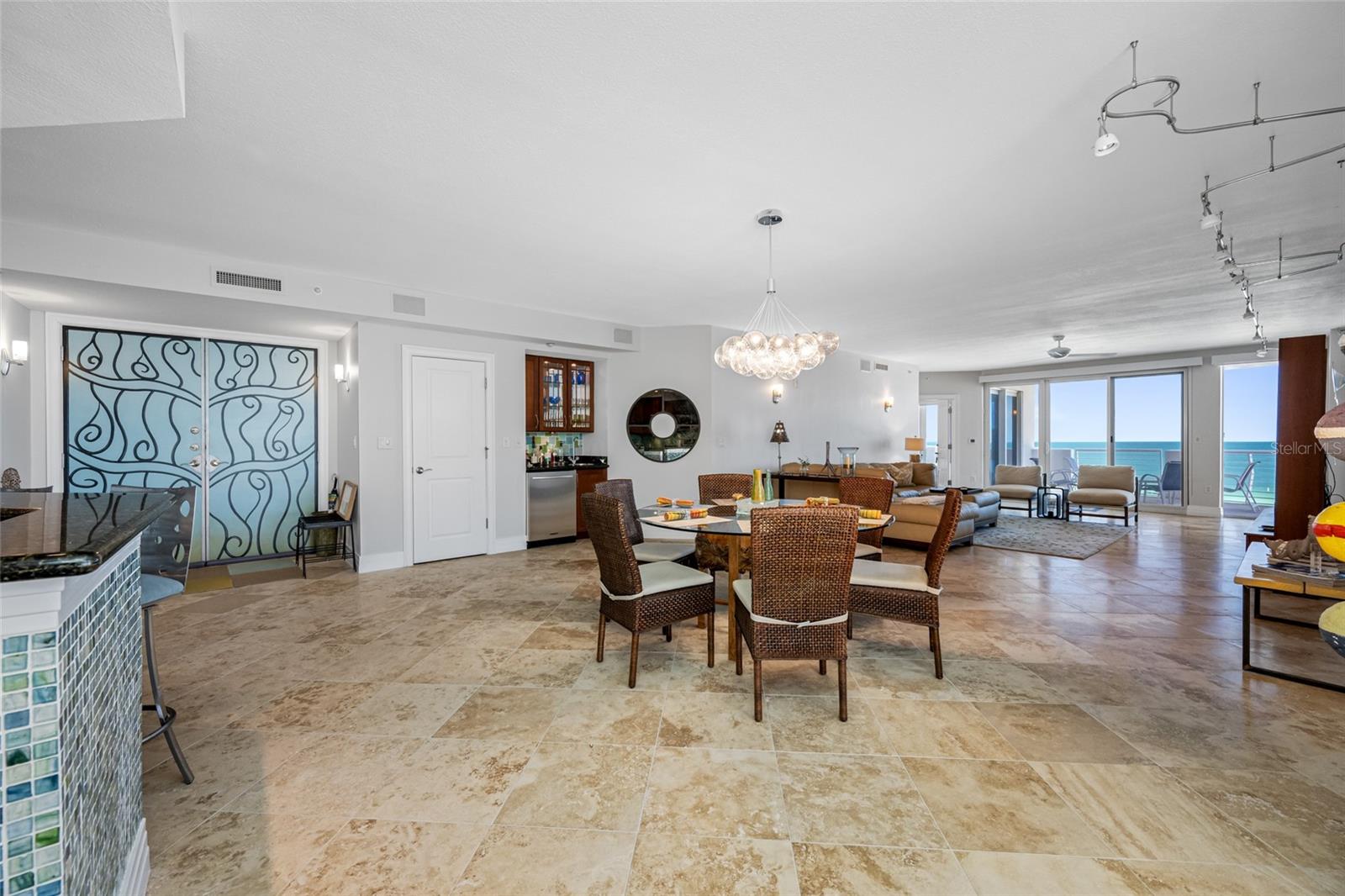 1350 Gulf Blvd #604 Property Photo 14