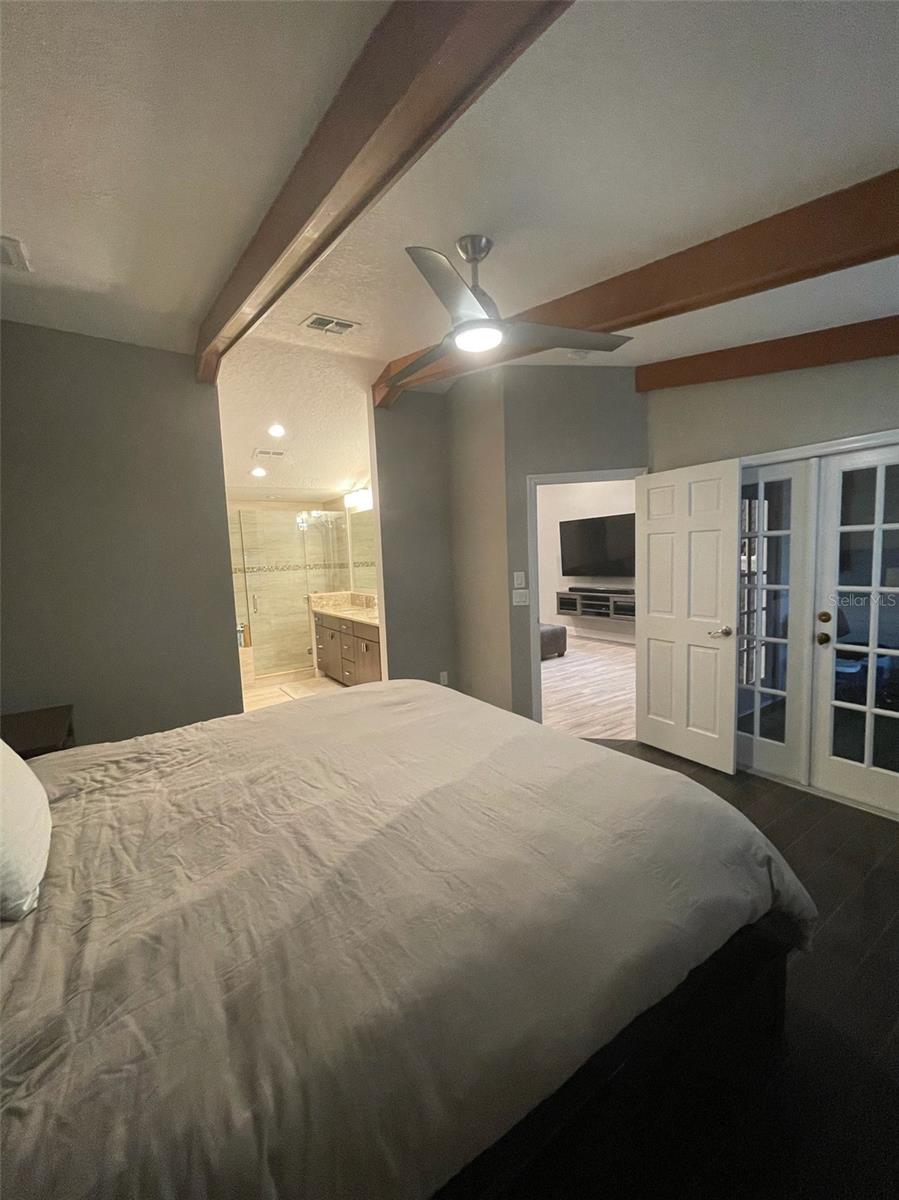 1450 Mahogany Ln Property Photo 7