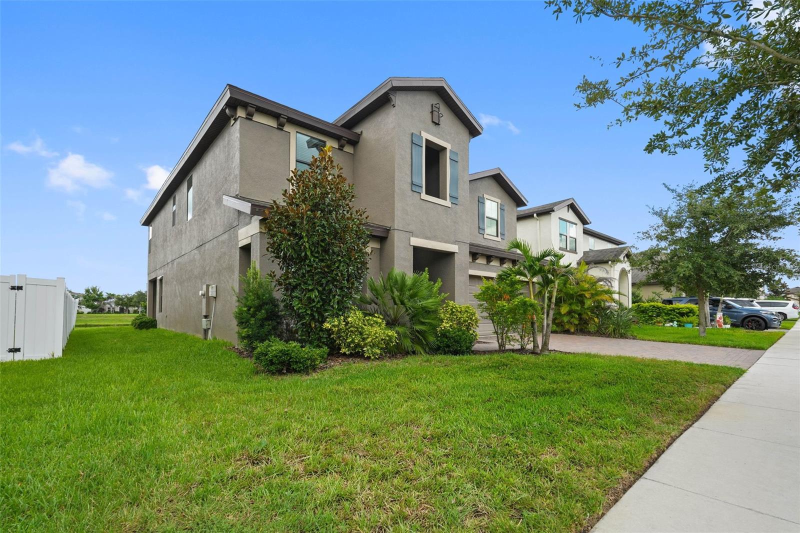 13134 Monach Isles Dr Property Photo 2