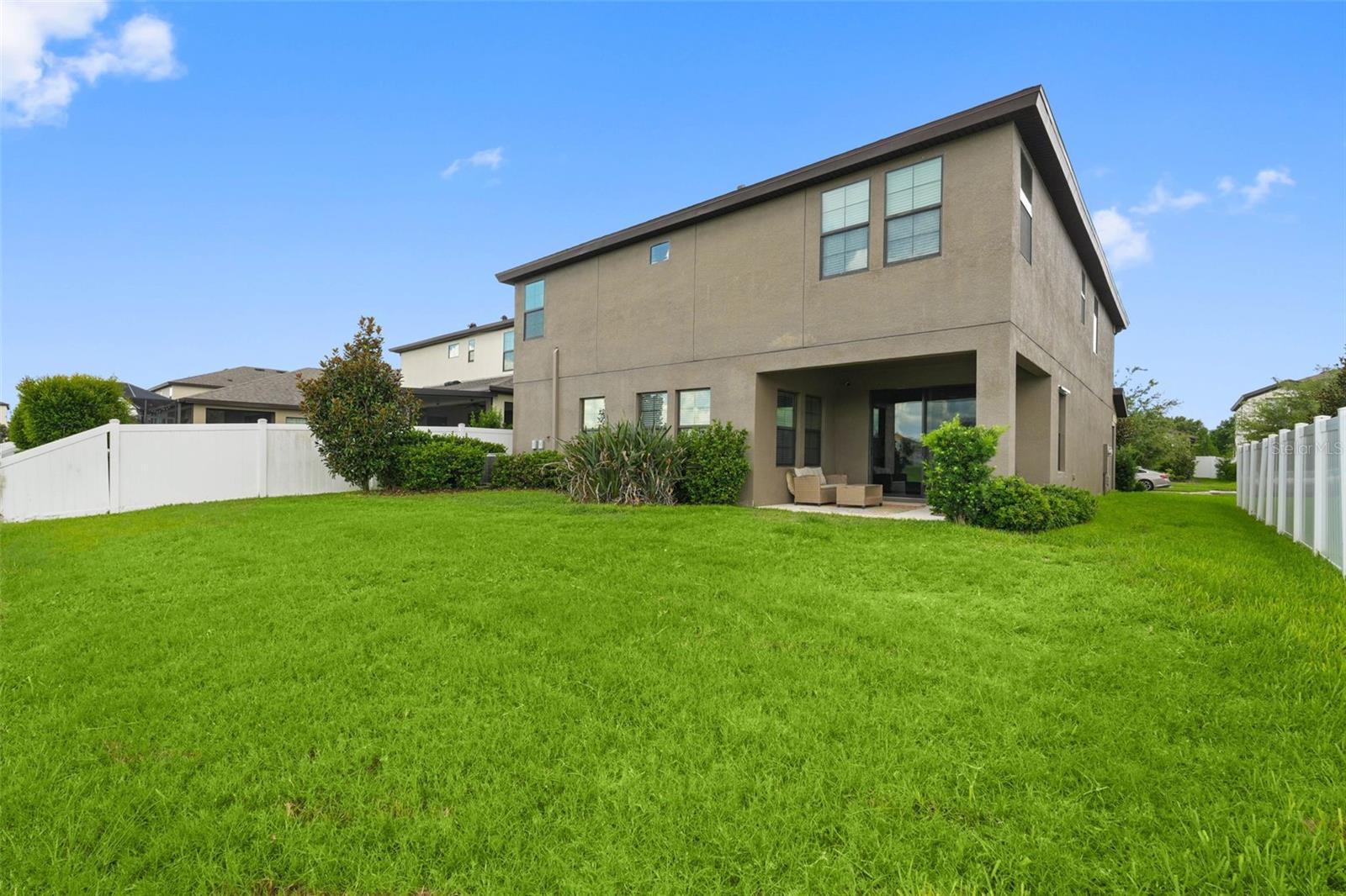 13134 Monach Isles Dr Property Photo 40