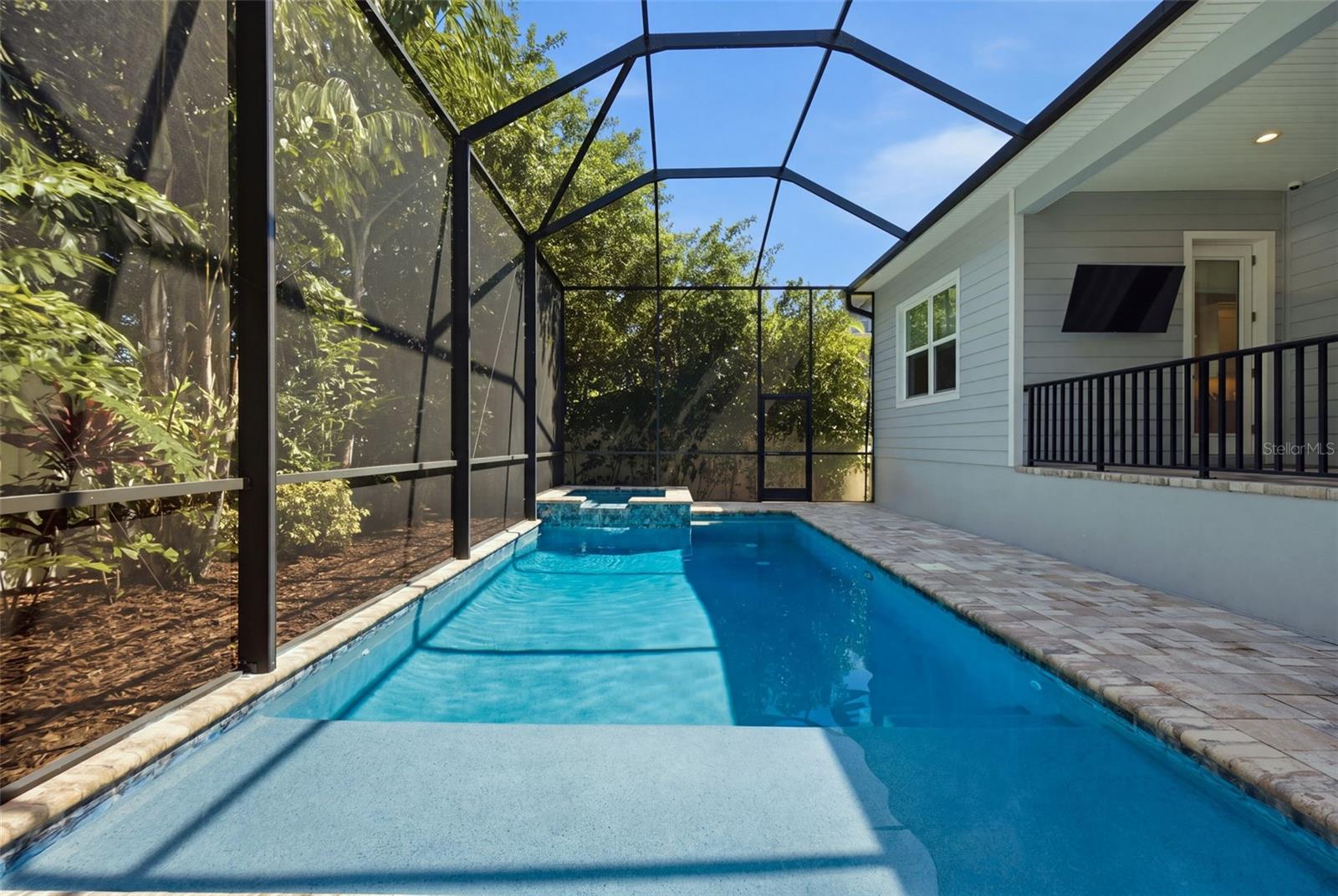 210 S Shore Crest Dr Property Photo 52