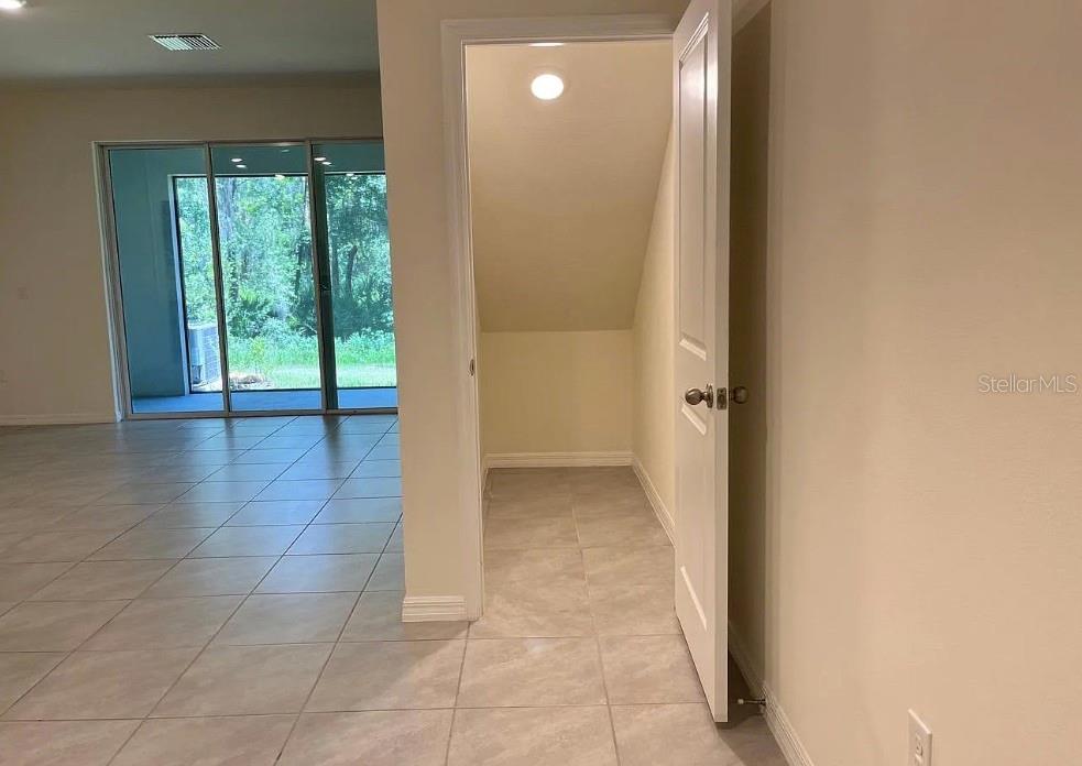 32867 Pez Landing Ln Property Photo 9
