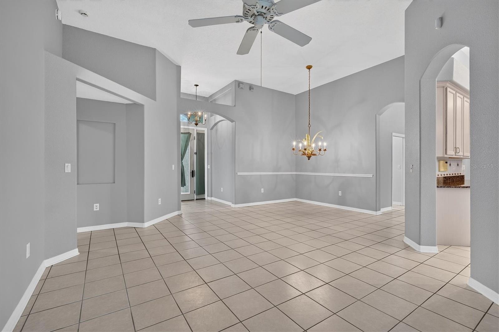 1809 Longview Ln Property Photo 9