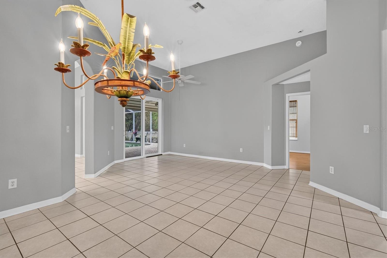 1809 Longview Ln Property Photo 10