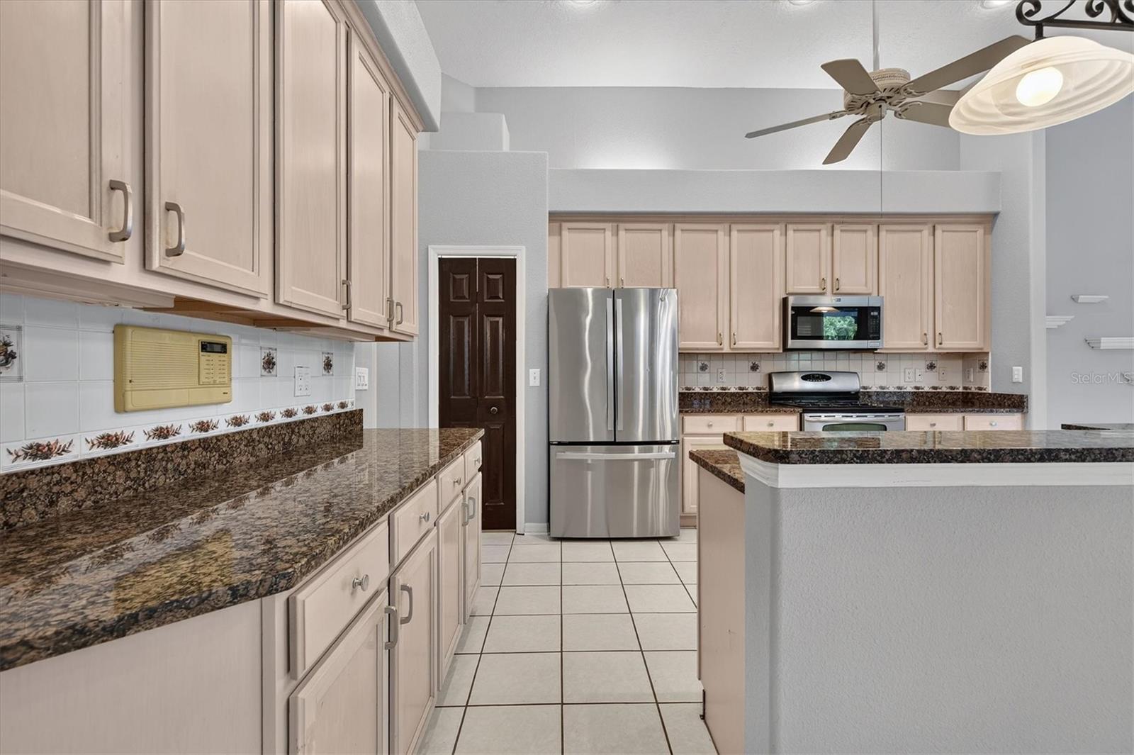 1809 Longview Ln Property Photo 14