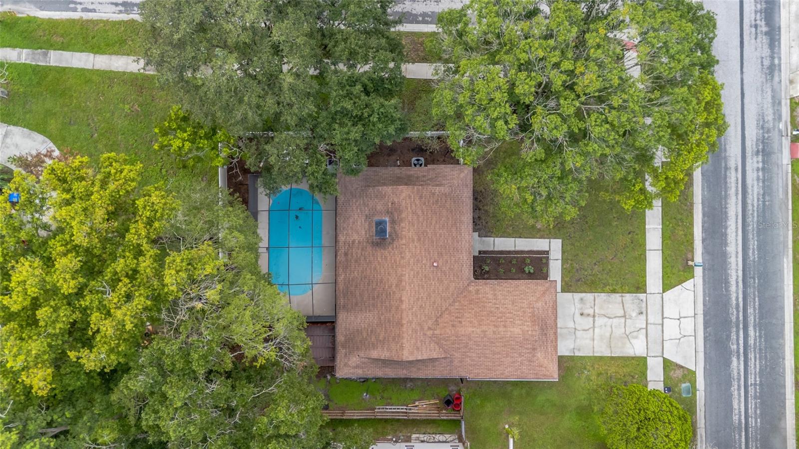 17717 Cranbrook Dr Property Photo 8
