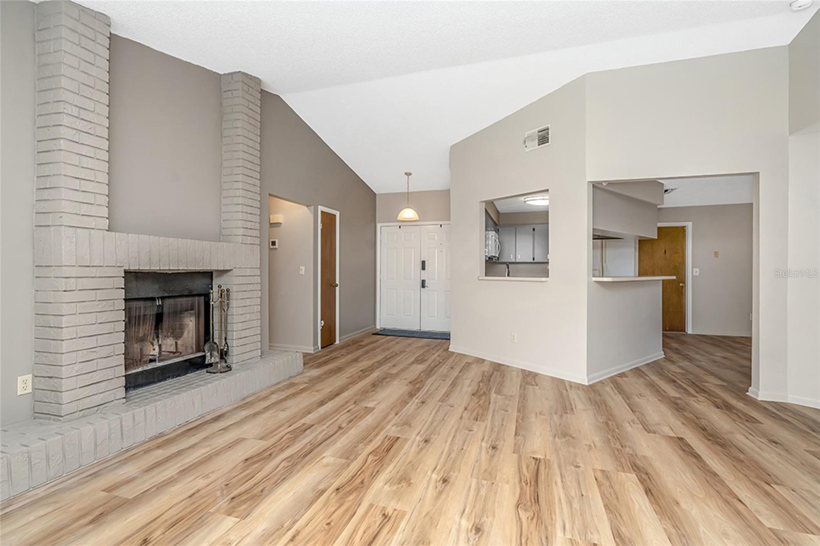 17717 Cranbrook Dr Property Photo 14