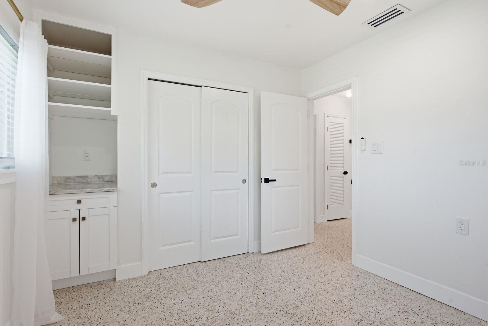 2488 Del Rio Way Property Photo 19
