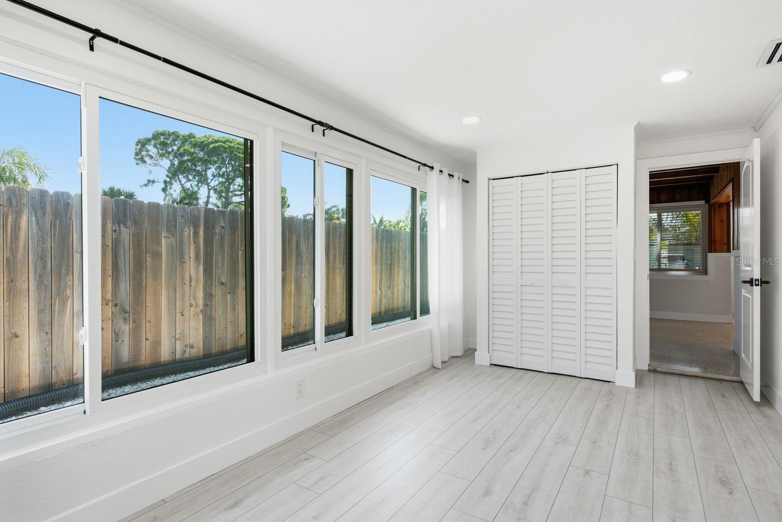 2488 Del Rio Way Property Photo 29