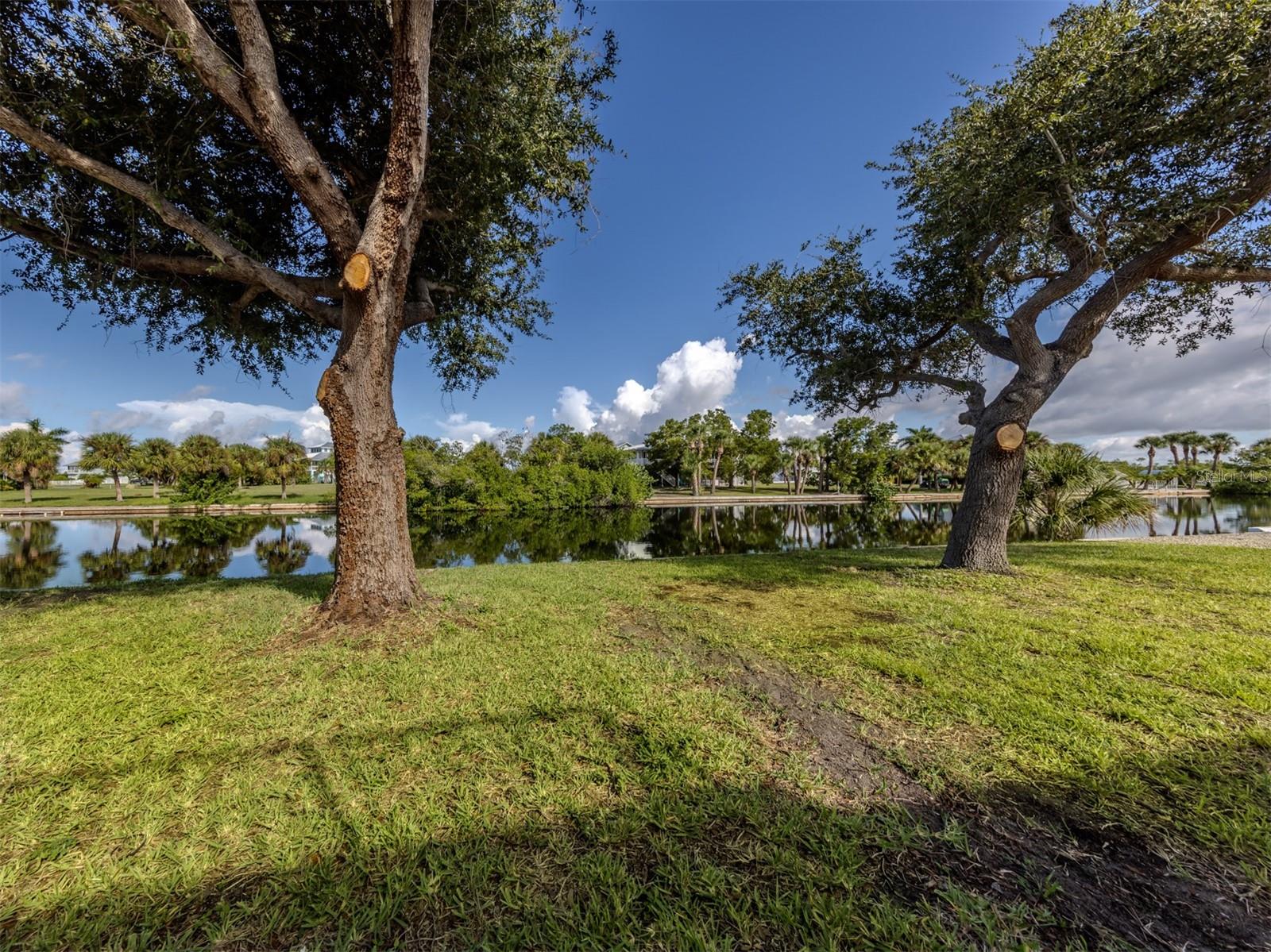 13075 Via Cassia Property Photo 33