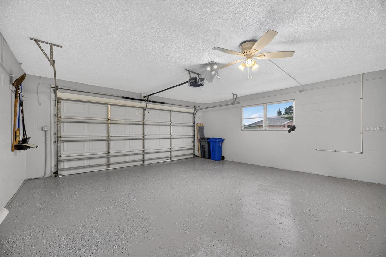 1743 Coco Palm Cir Property Photo 34