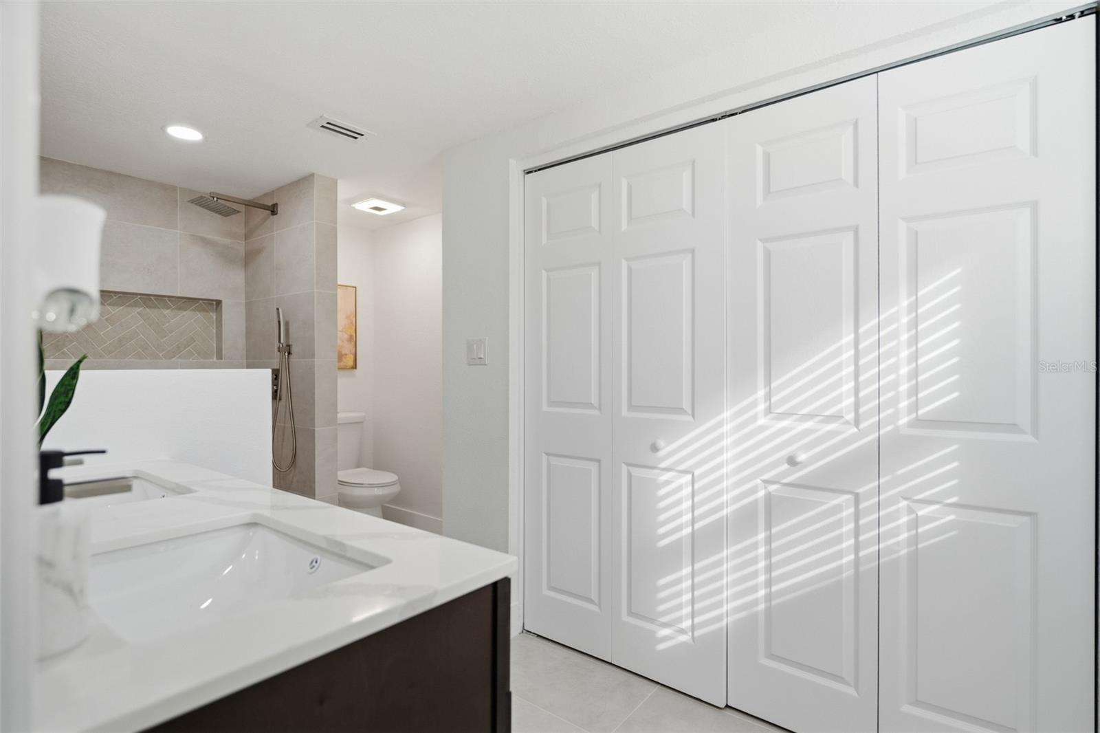 2338 Meadowbrook Dr Property Photo 45