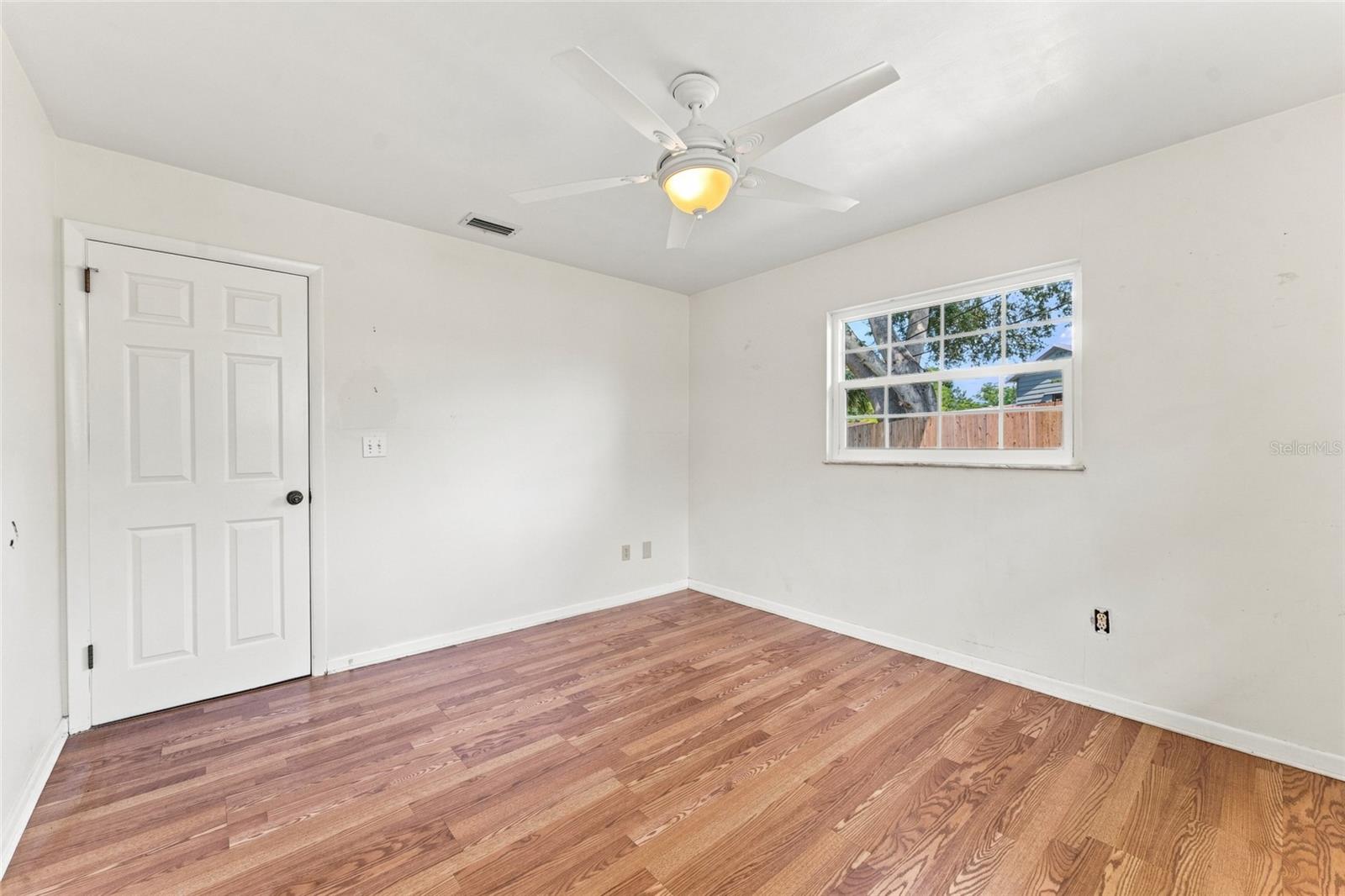 1773 London Ln Property Photo 50