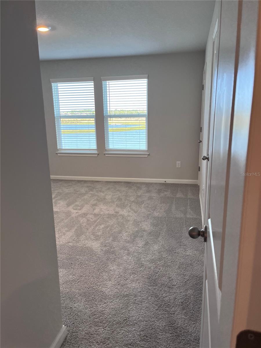 2345 Summerlit St Property Photo 14