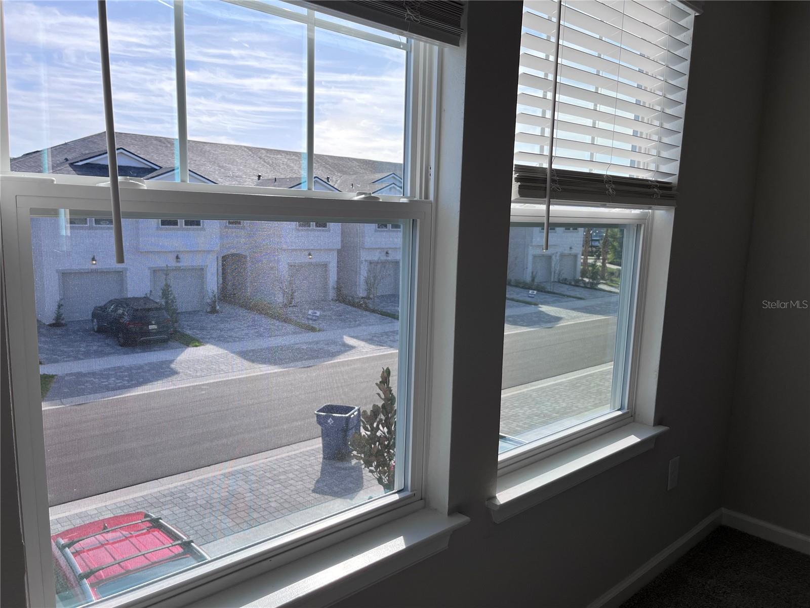 2345 Summerlit St Property Photo 26