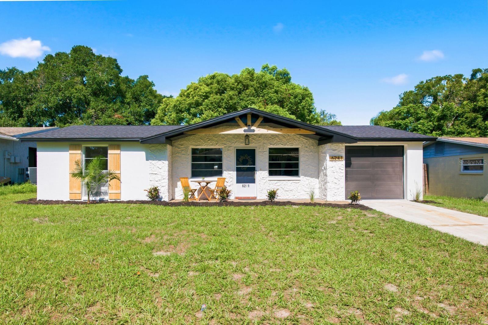 6241 Maplewood Dr Property Photo 1