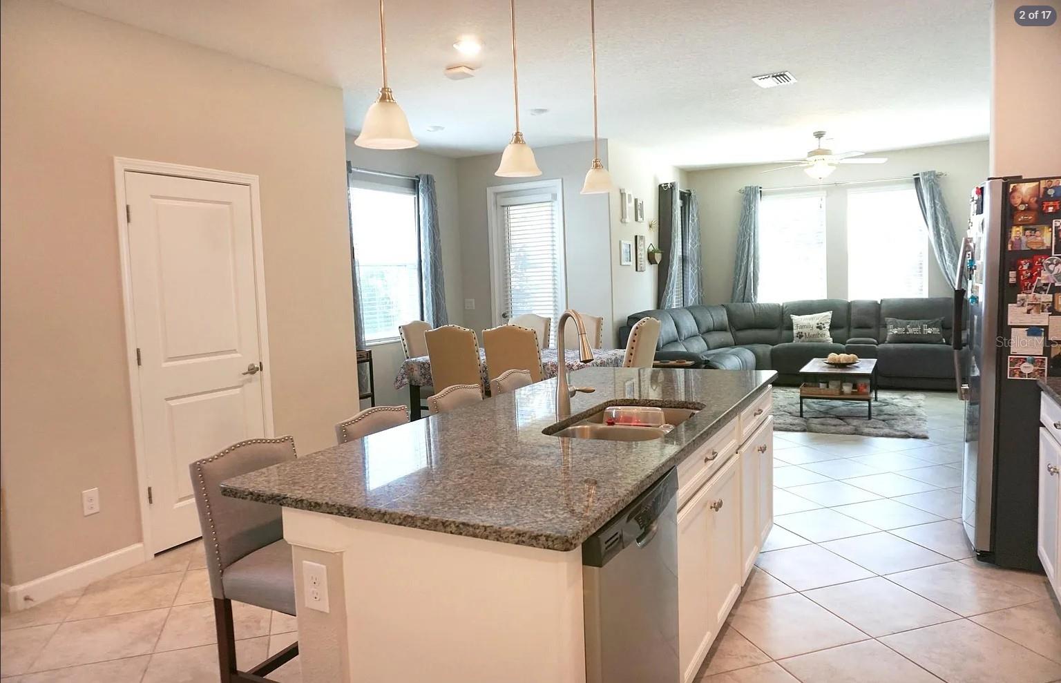 6834 Citrus Creek Ln Property Photo 3
