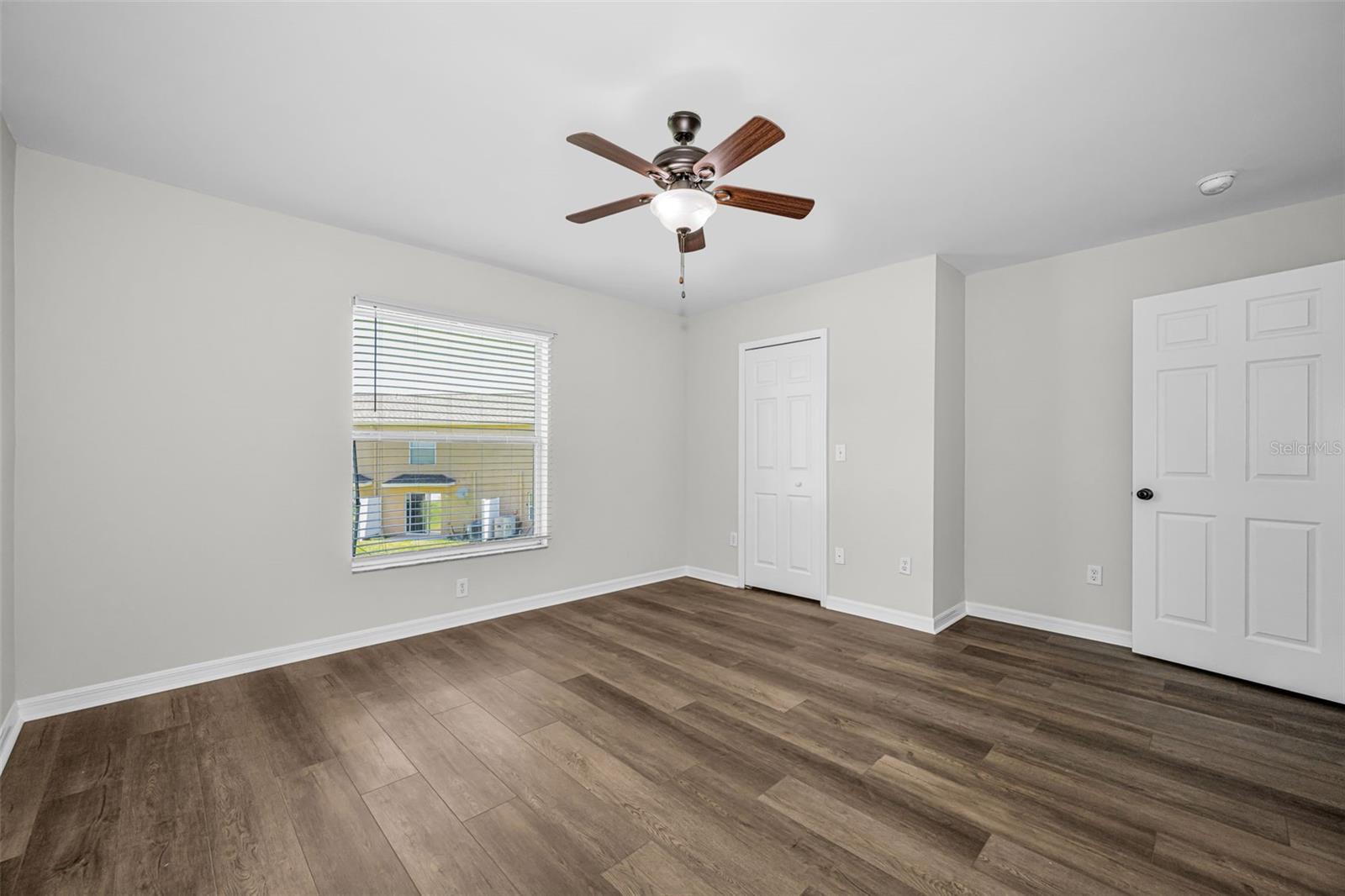8013 Sutton Terrace Ln Property Photo 20
