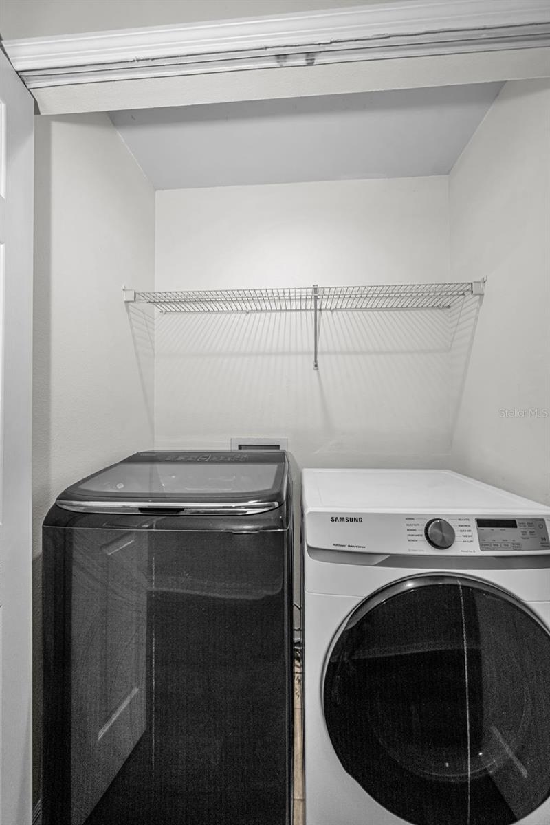 8013 Sutton Terrace Ln Property Photo 27