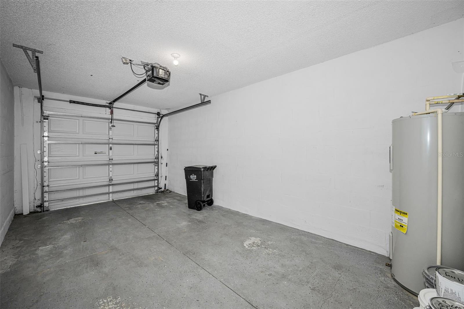 8013 Sutton Terrace Ln Property Photo 28