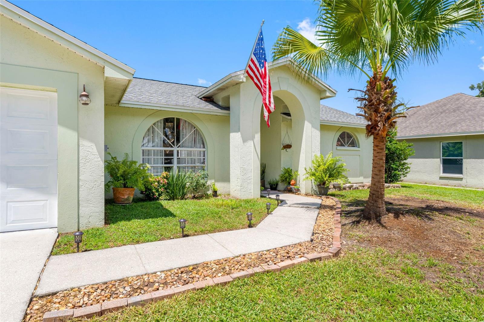 1742 Staysail Dr Property Photo 3