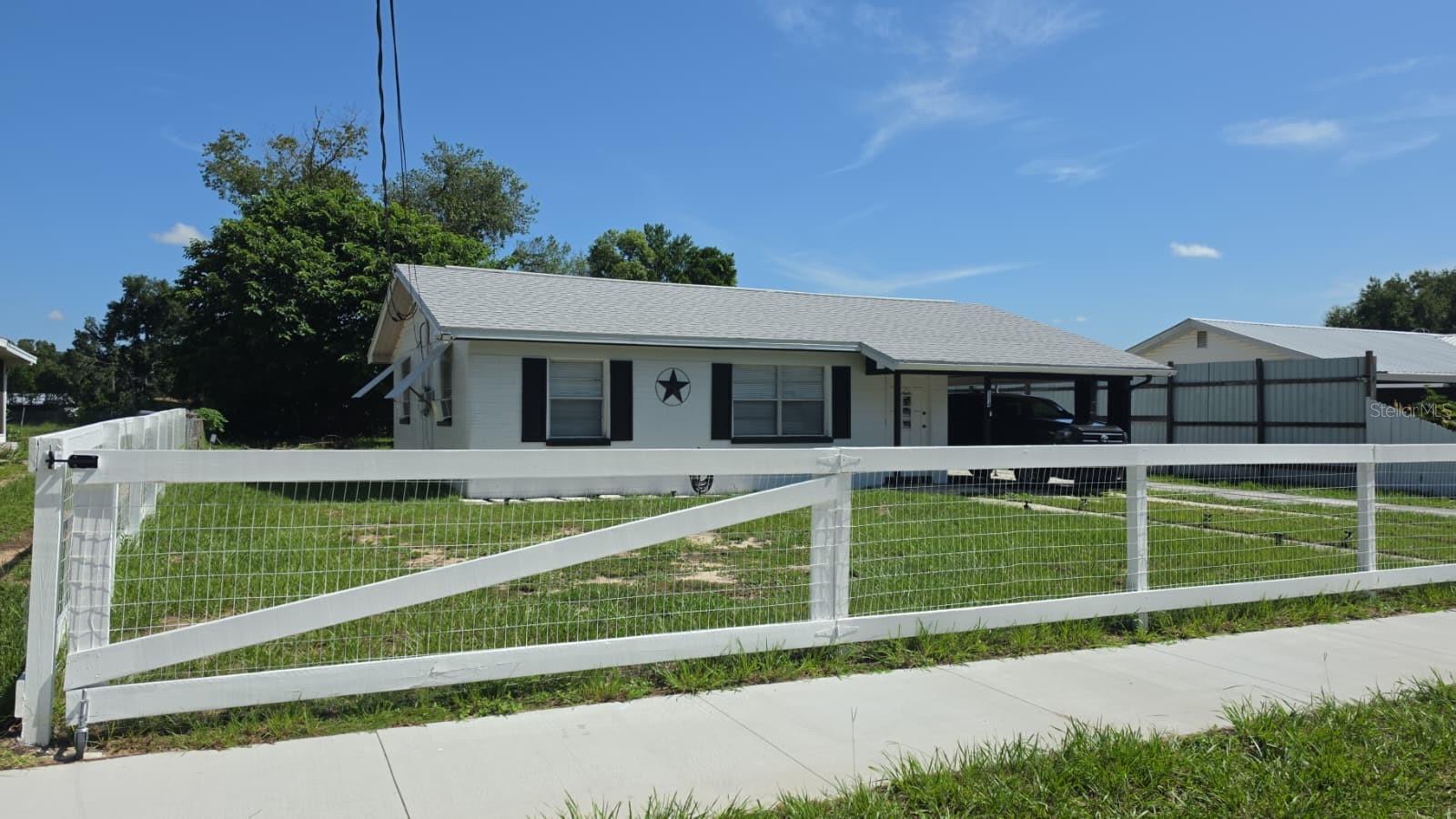 114 Anarece Ave Property Photo 2