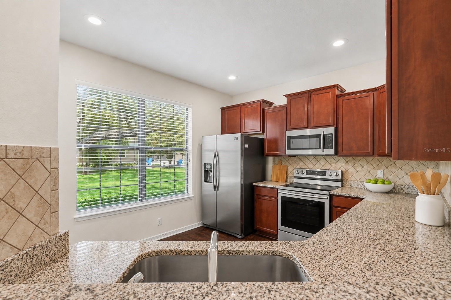5520 Kinglethill Dr Property Photo 3