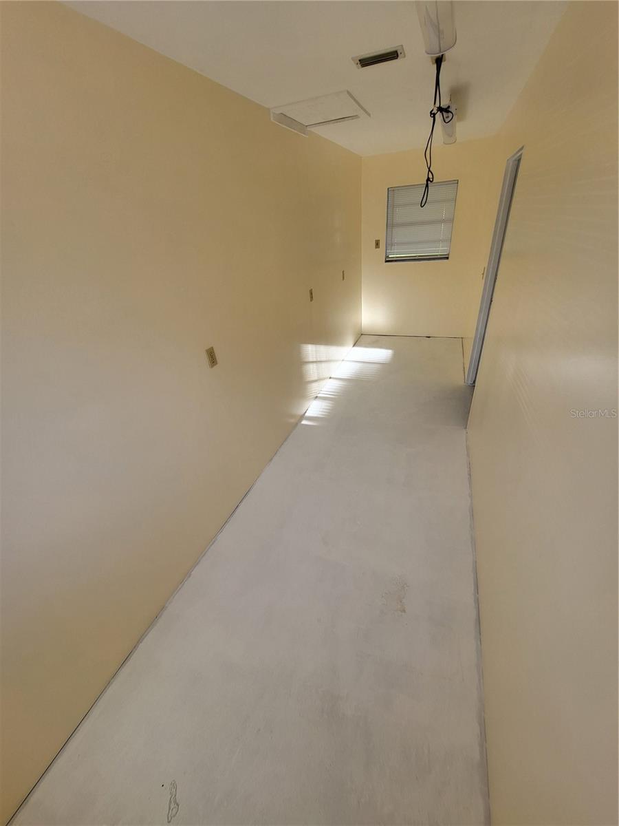 2620 Howard St Property Photo 17