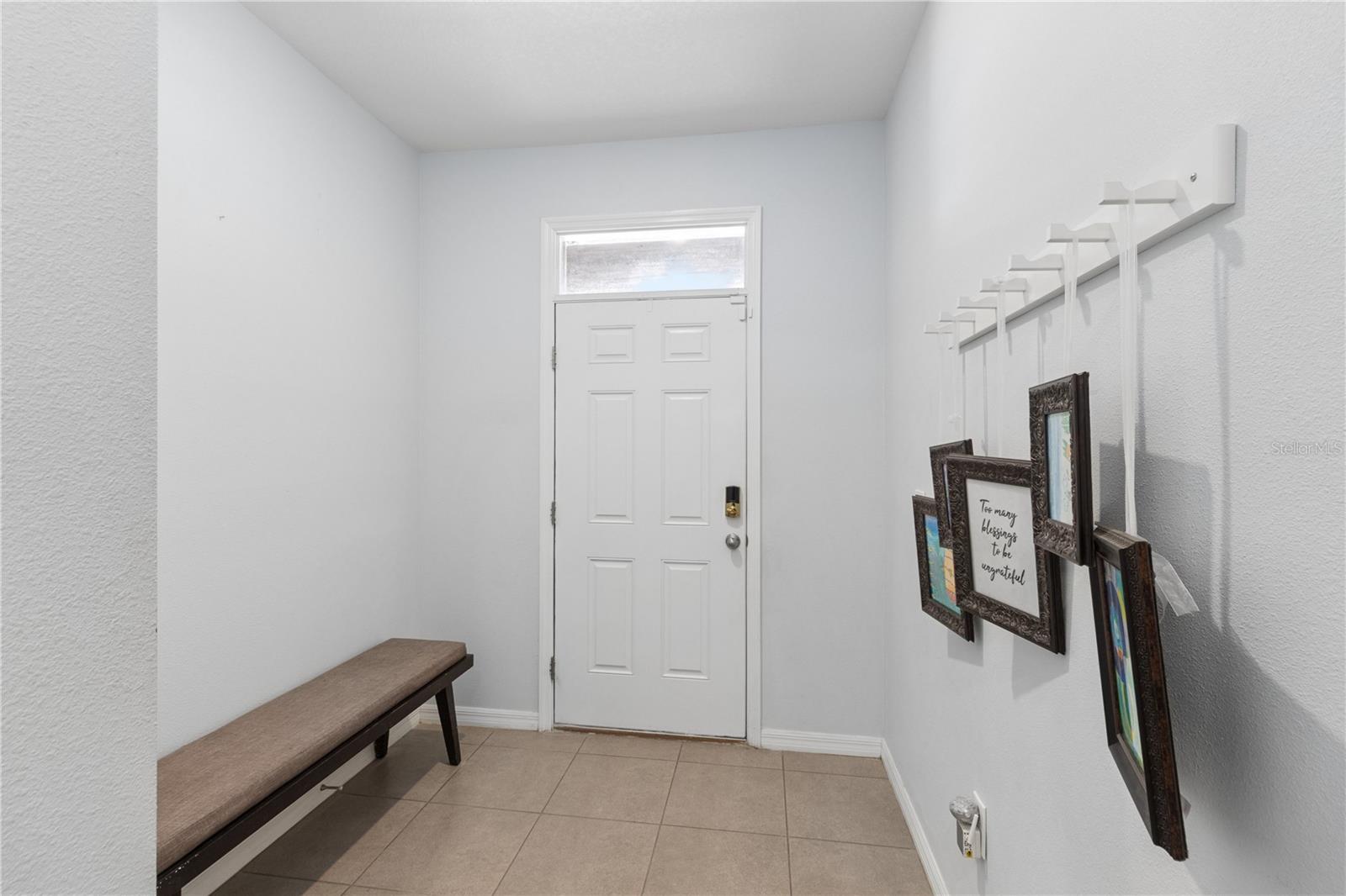 417 Newmont Cir Property Photo 4