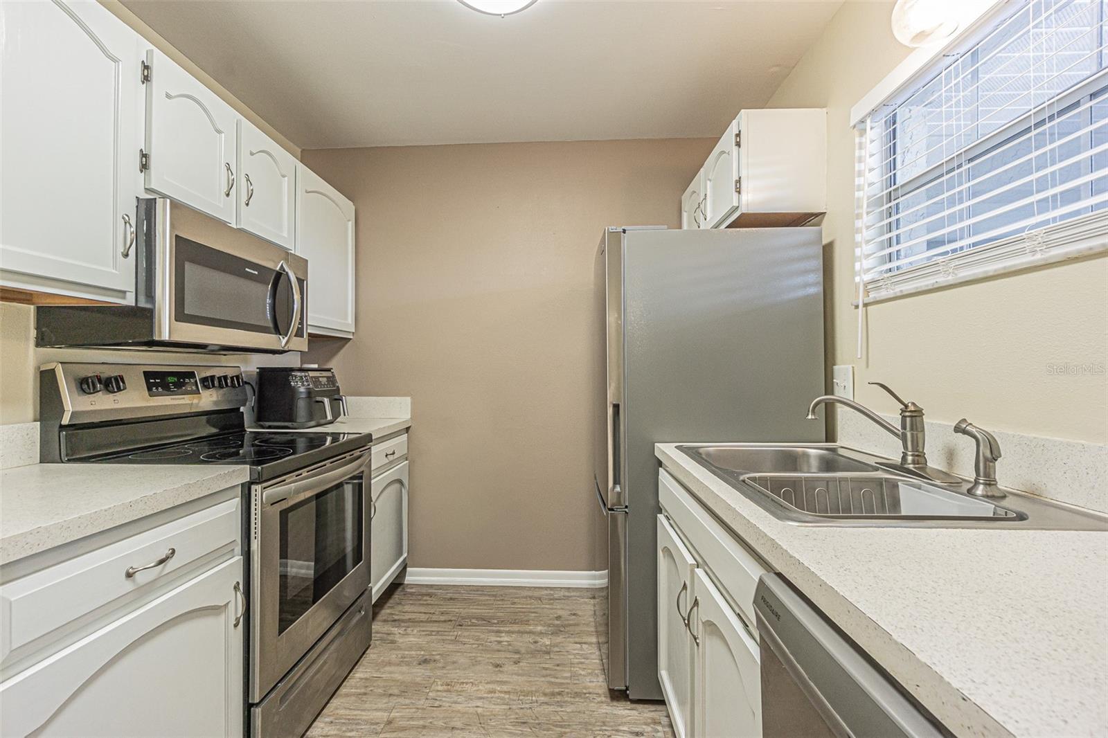 8765 Bardmoor Blvd #304 Property Photo 12