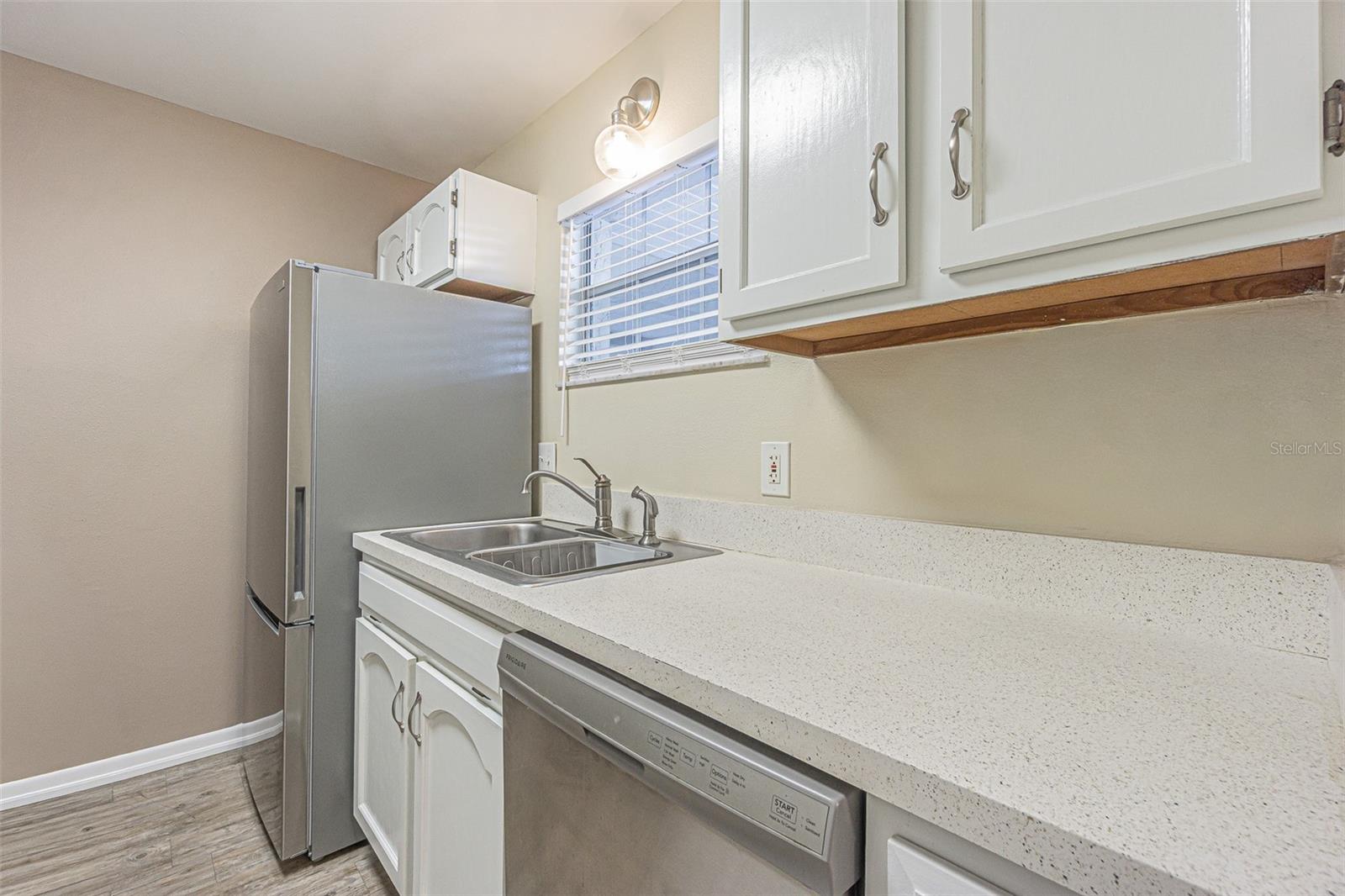 8765 Bardmoor Blvd #304 Property Photo 13