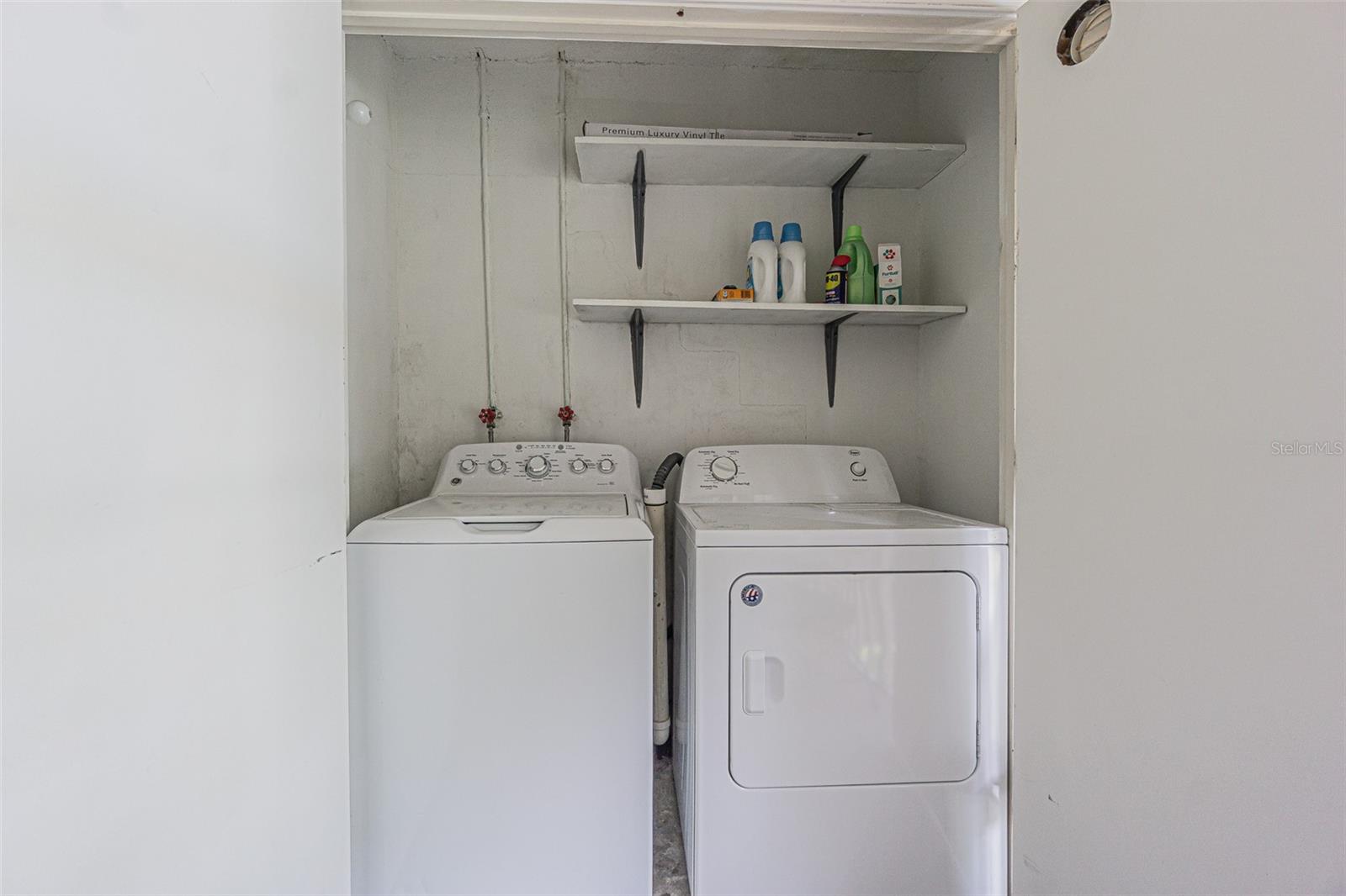 8765 Bardmoor Blvd #304 Property Photo 16