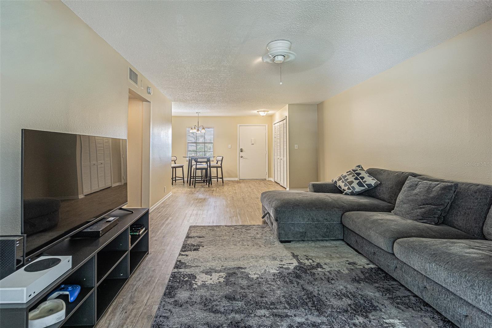 8765 Bardmoor Blvd #304 Property Photo 19