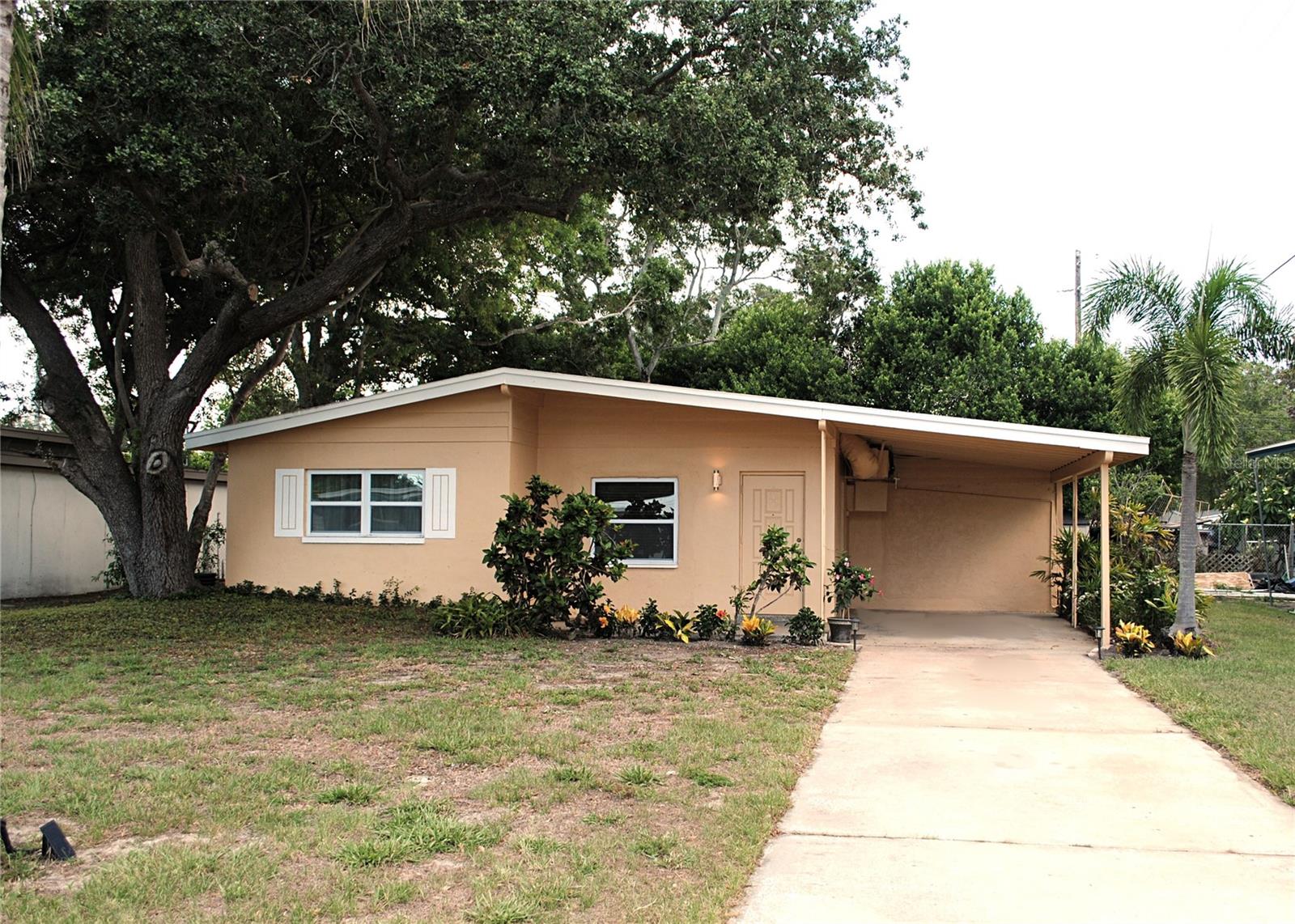 2149 RIVIERA DR Property Photo 1
