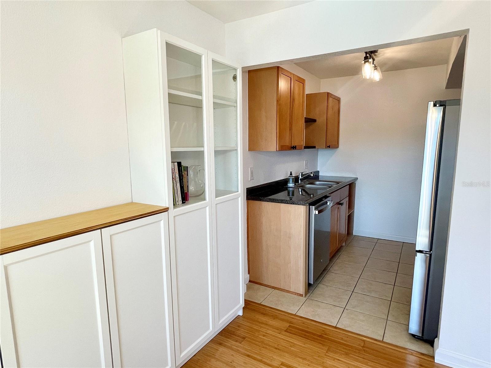 118 Pompano Dr Se #b Property Photo 22