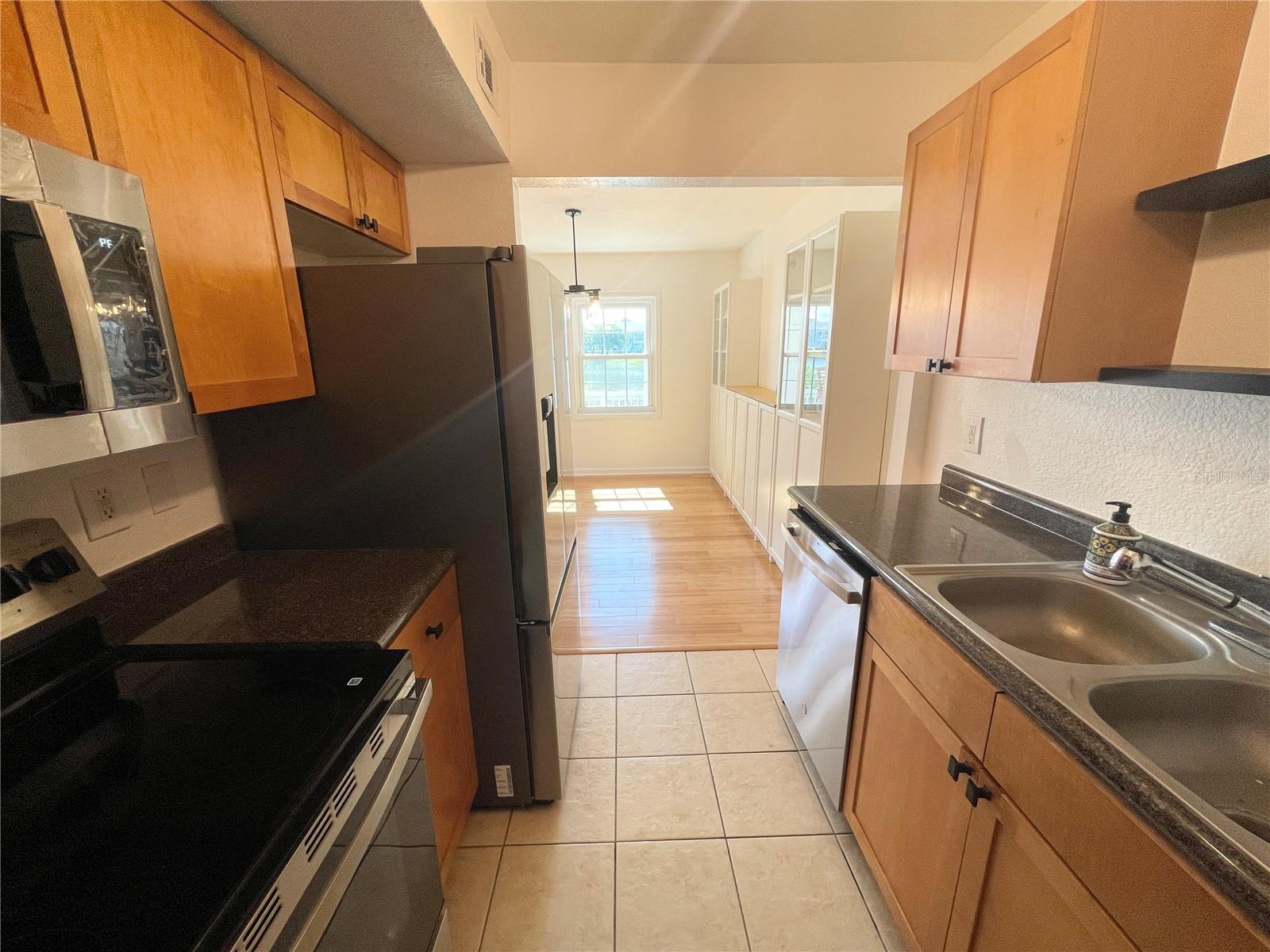 118 Pompano Dr Se #b Property Photo 28