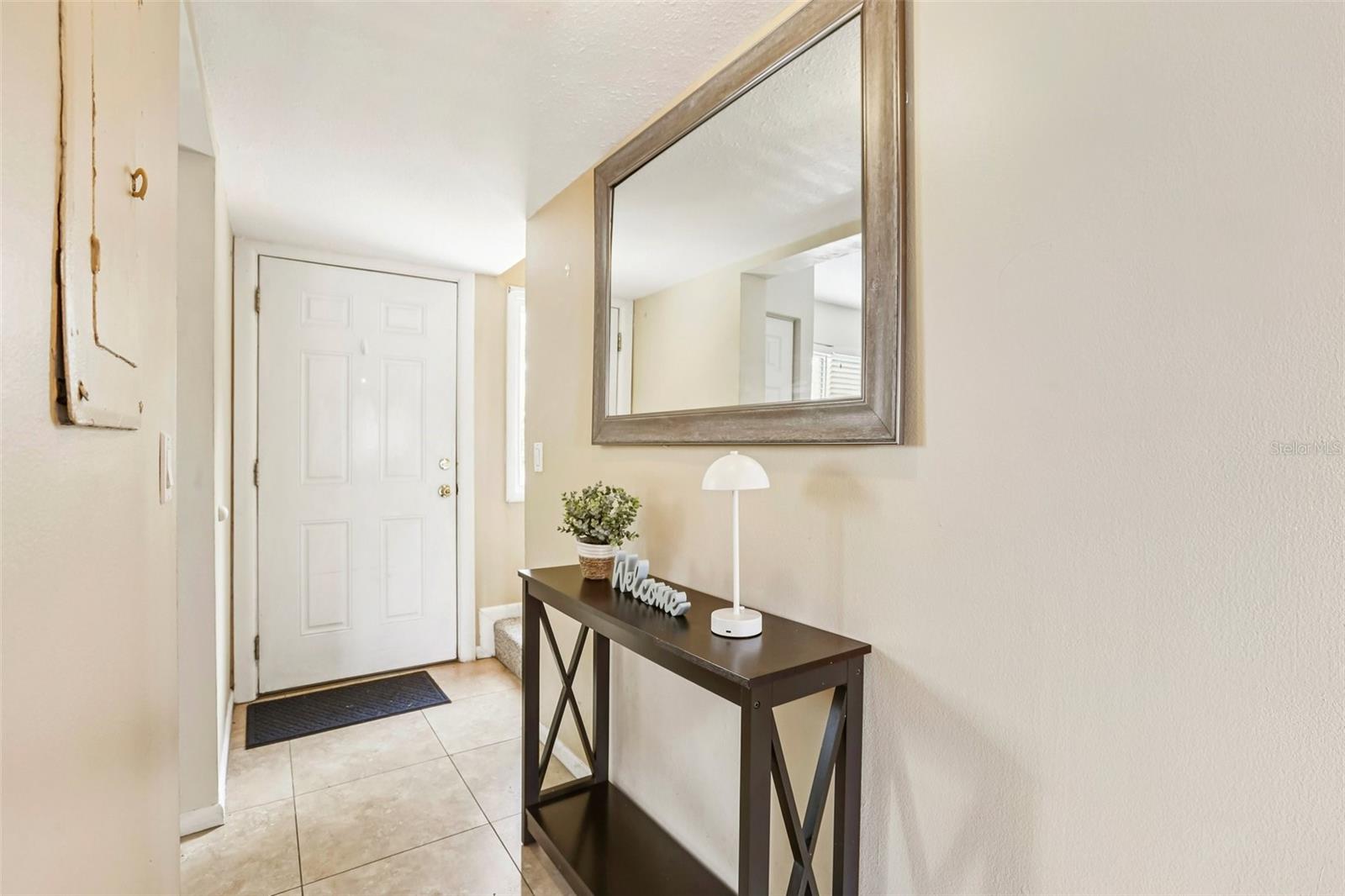 6325 Newtown Cir #25b2 Property Photo 7