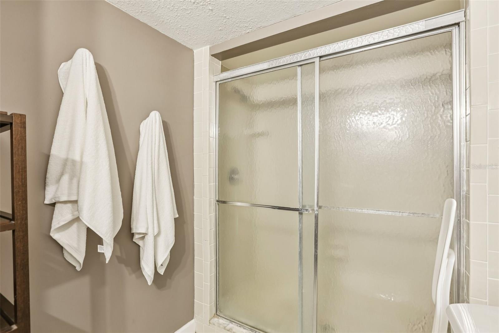 6325 Newtown Cir #25b2 Property Photo 31
