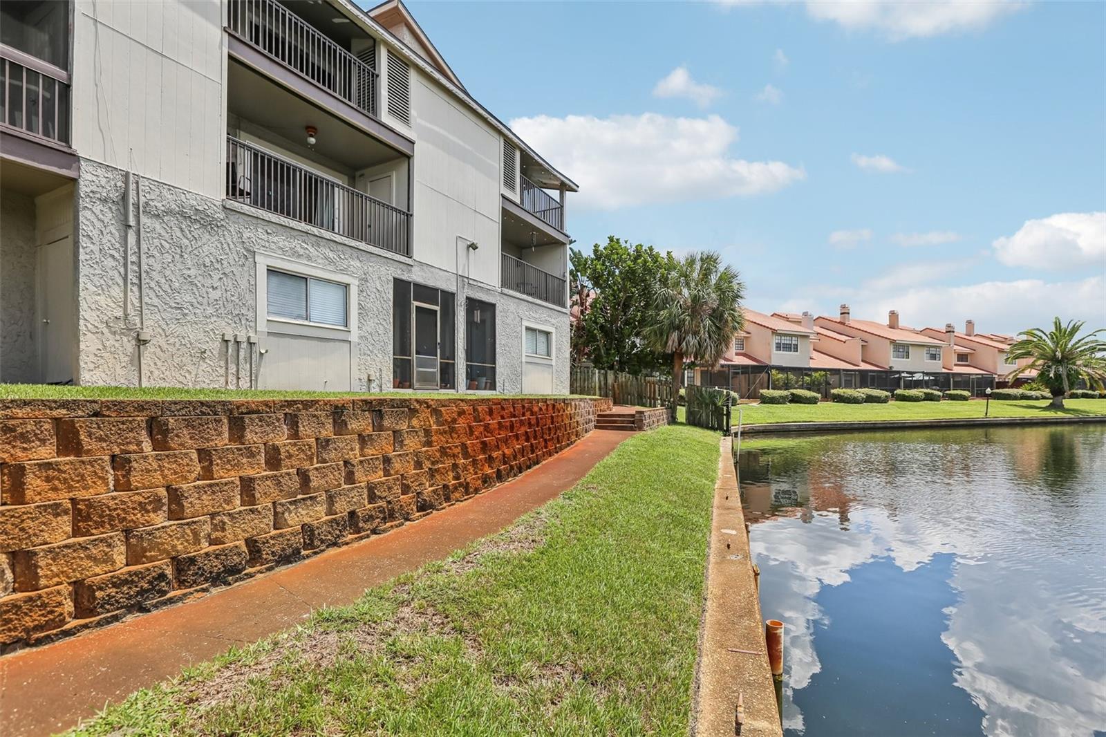 6325 Newtown Cir #25b2 Property Photo 44