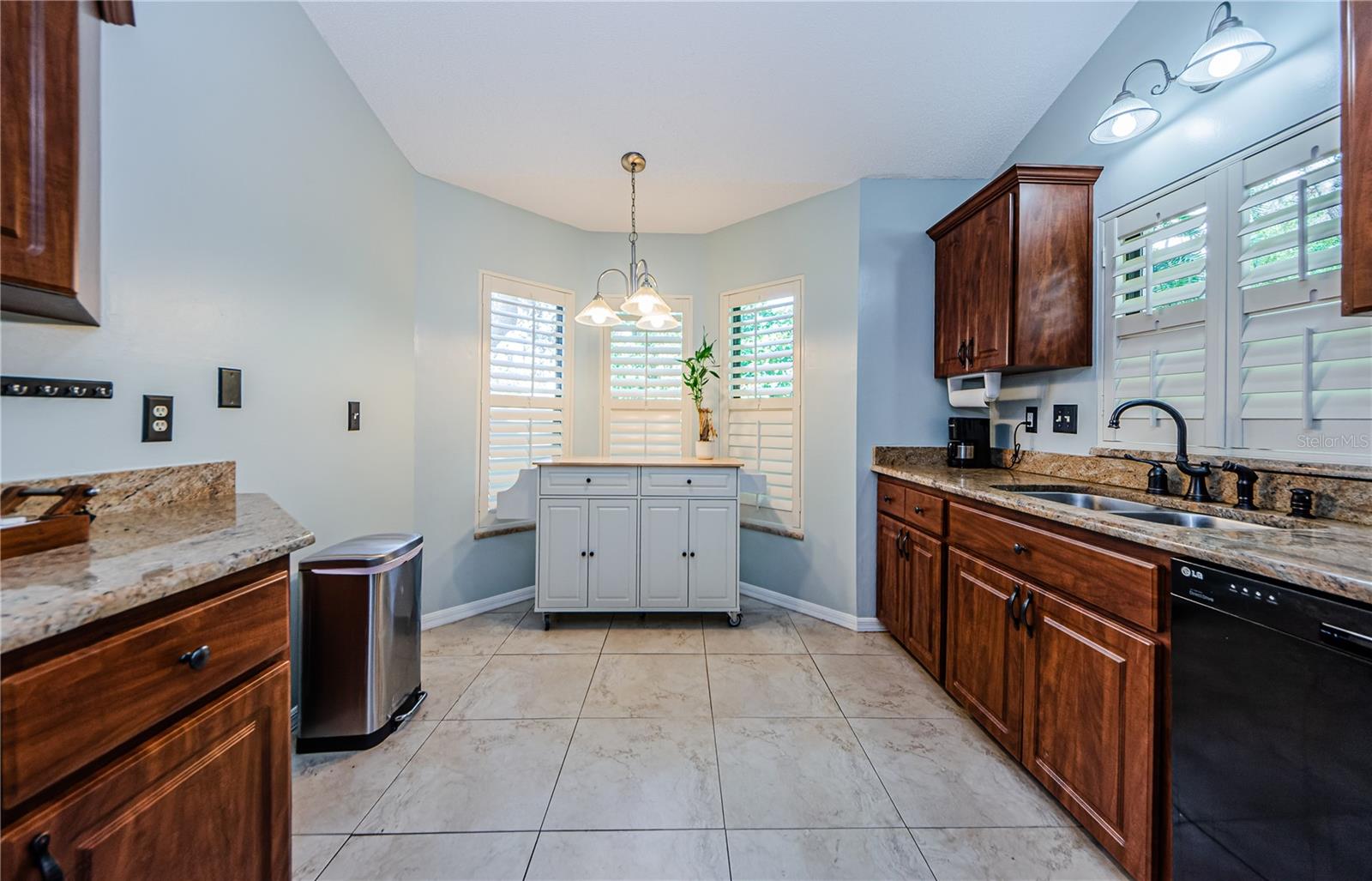 3647 Muirfield Ct Property Photo 2