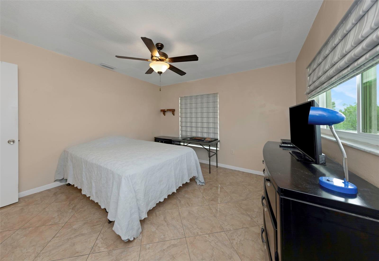 5355 Ferndale Pl N Property Photo 32