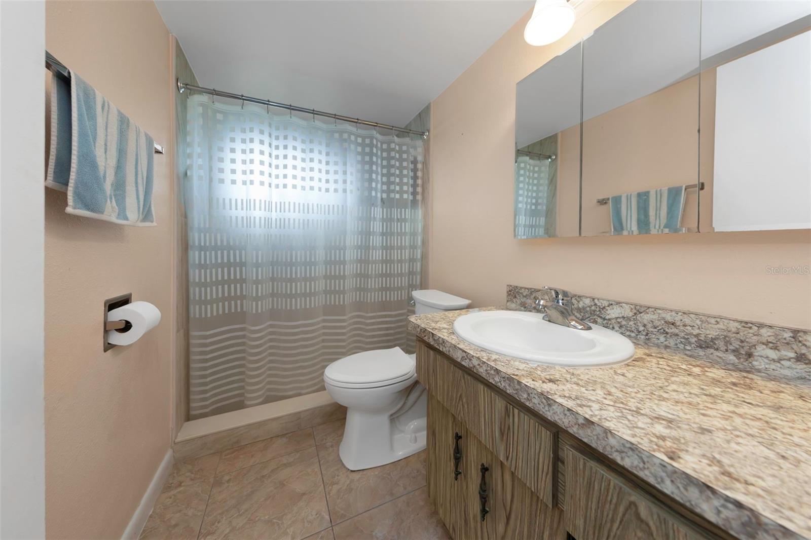5355 Ferndale Pl N Property Photo 34