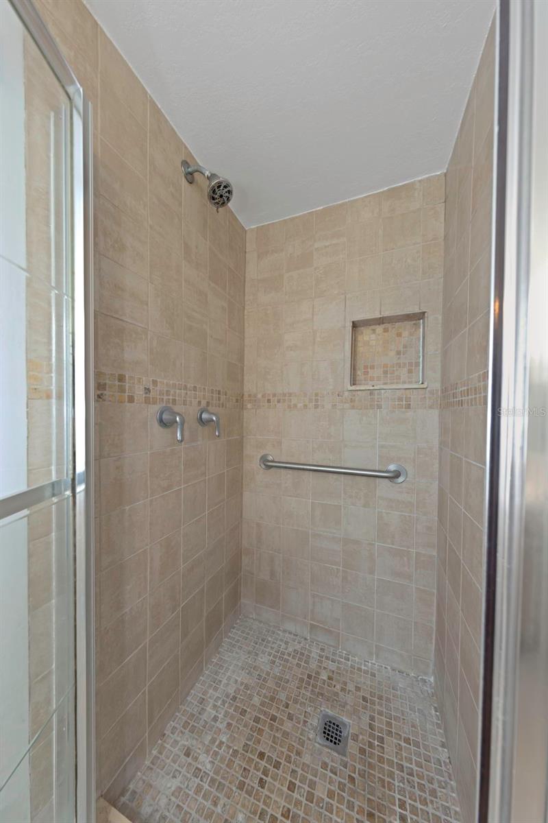 5355 Ferndale Pl N Property Photo 43