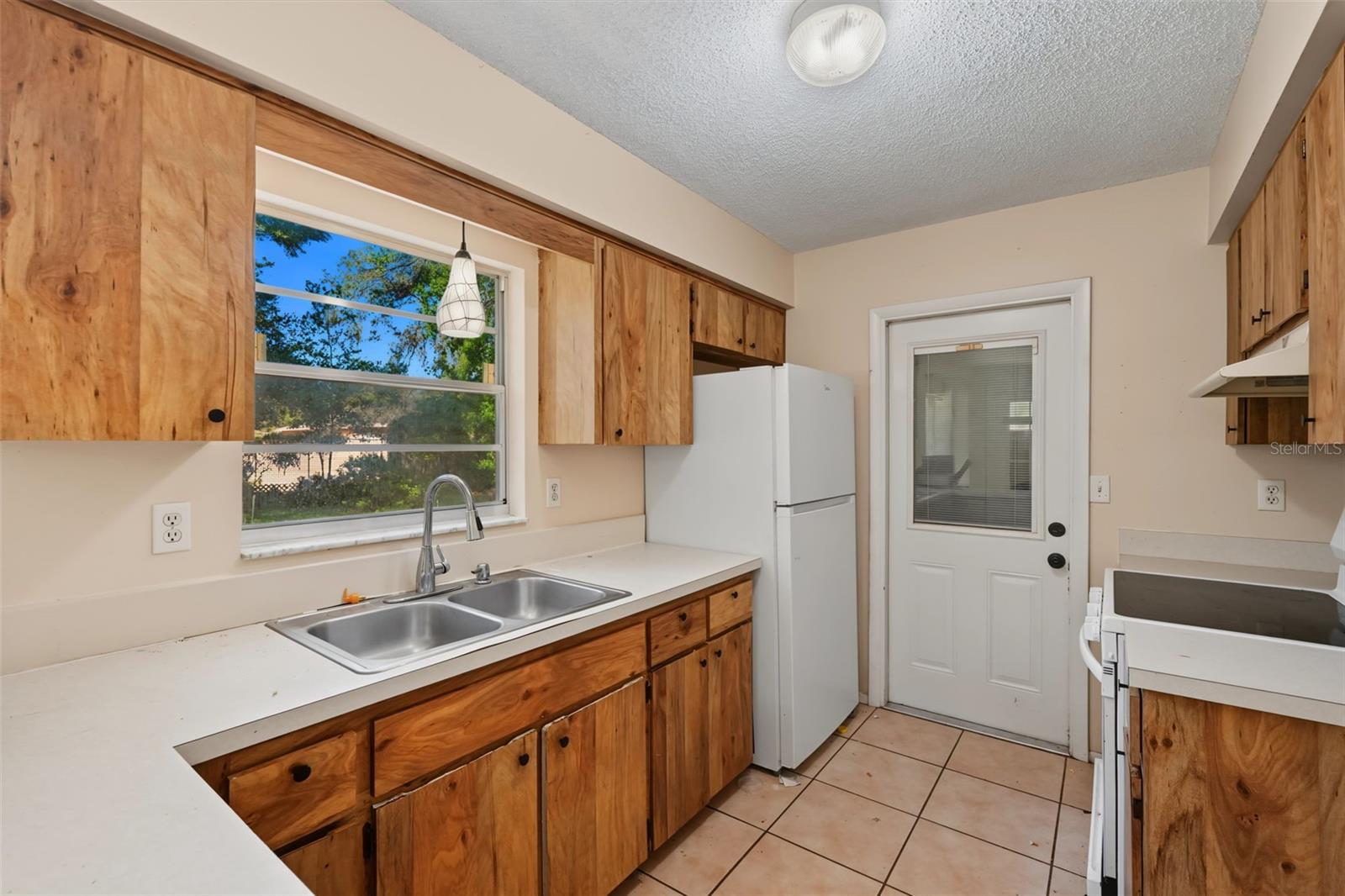 10394 Upton St Property Photo 14