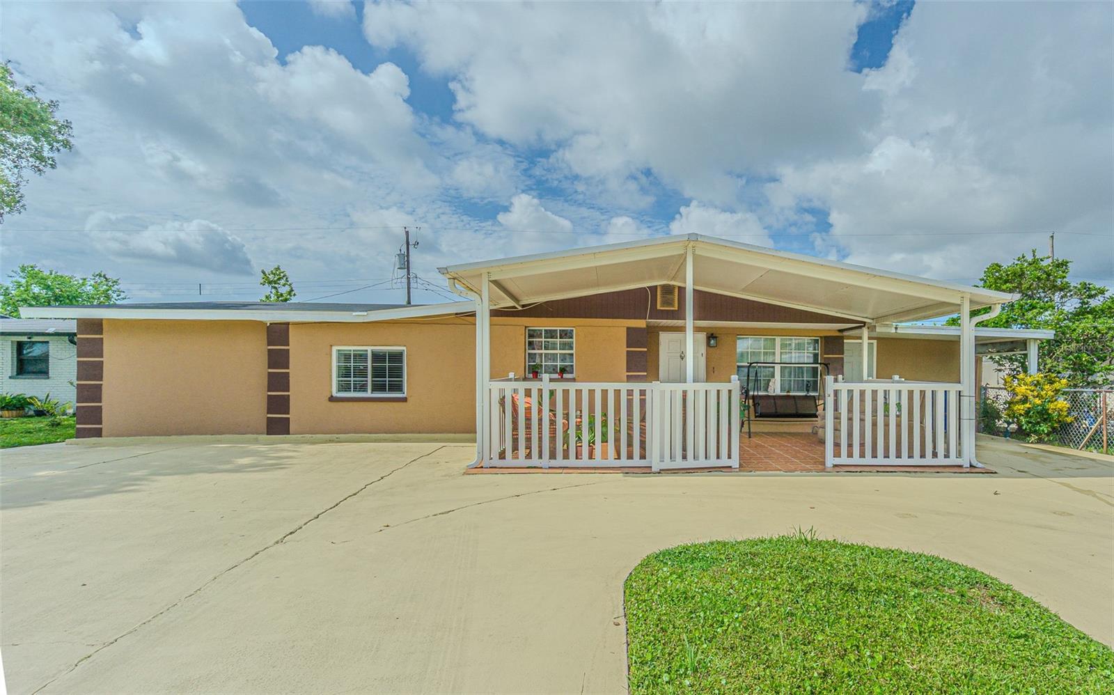 4536 W Idlewild Ave Property Photo 1