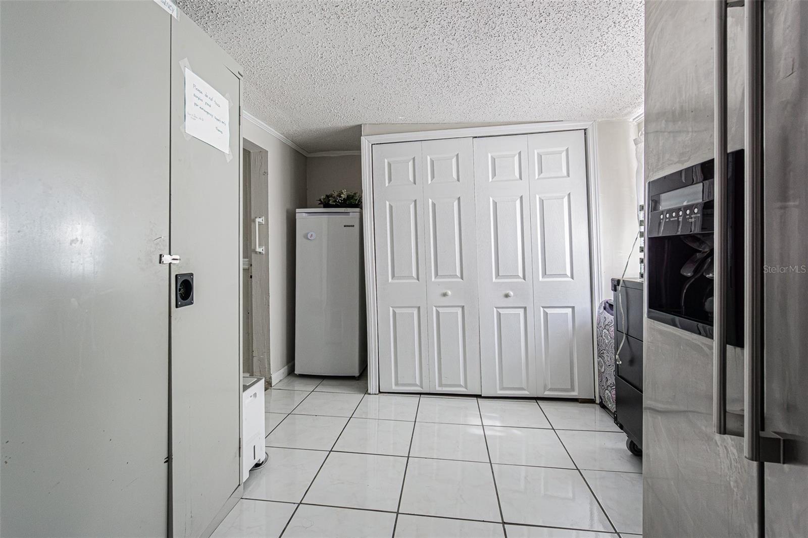 4536 W Idlewild Ave Property Photo 20