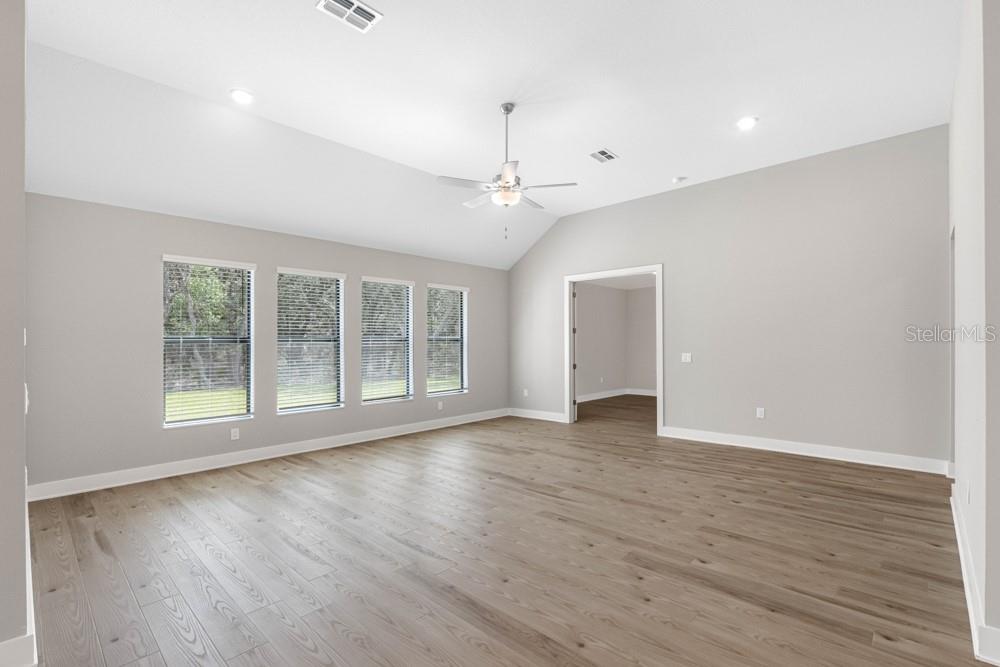 17521 Lippizan Ln Property Photo 8