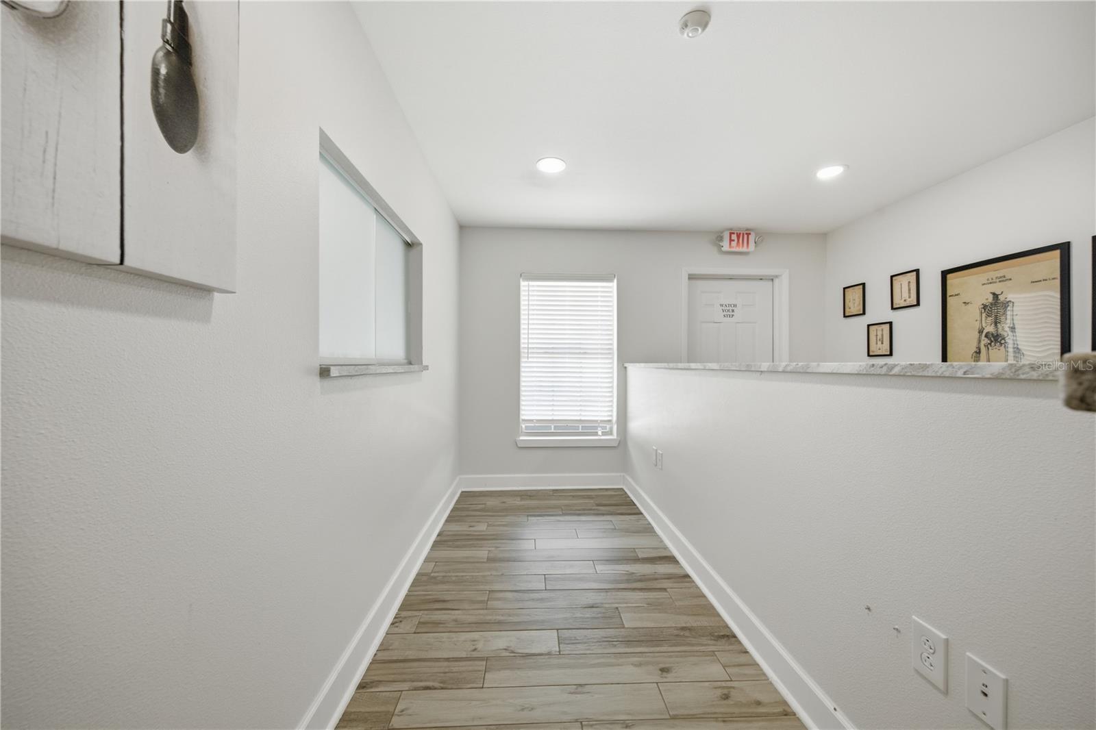 4911 State Road 54 Property Photo 10
