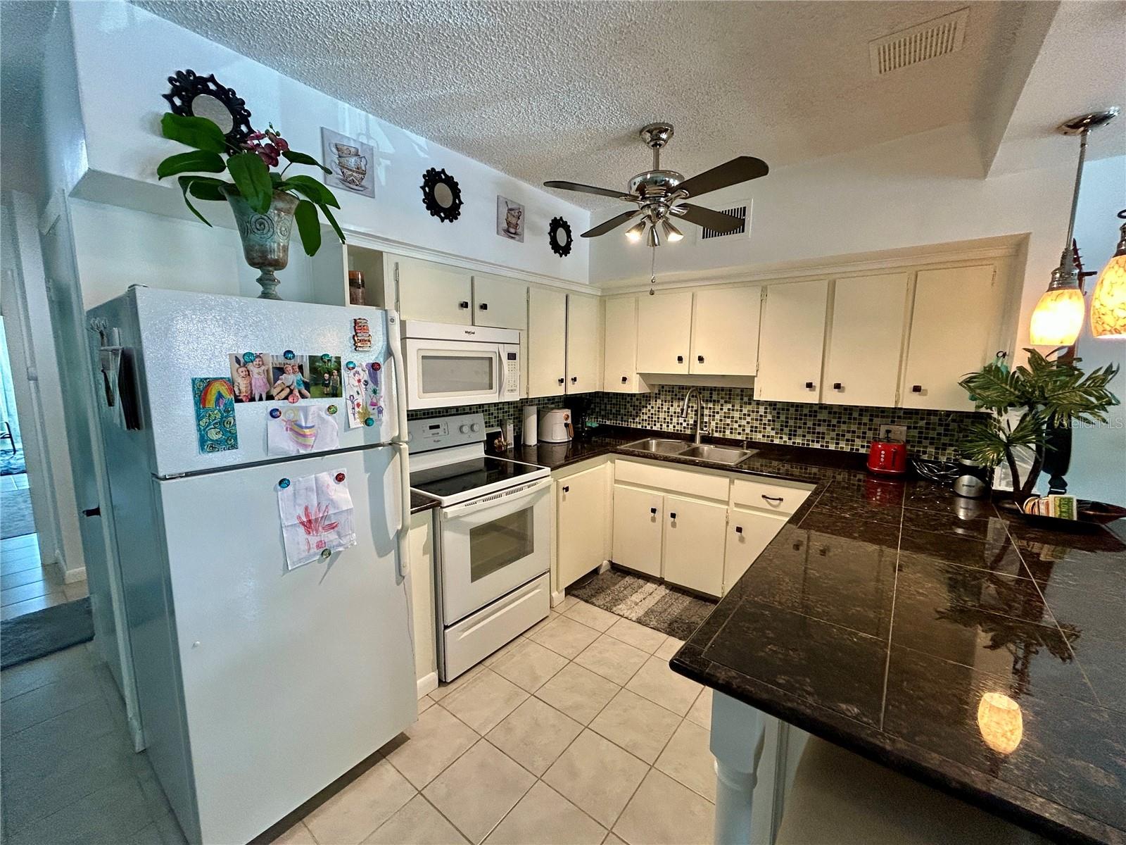 2400 Franciscan Dr #34 Property Photo 10