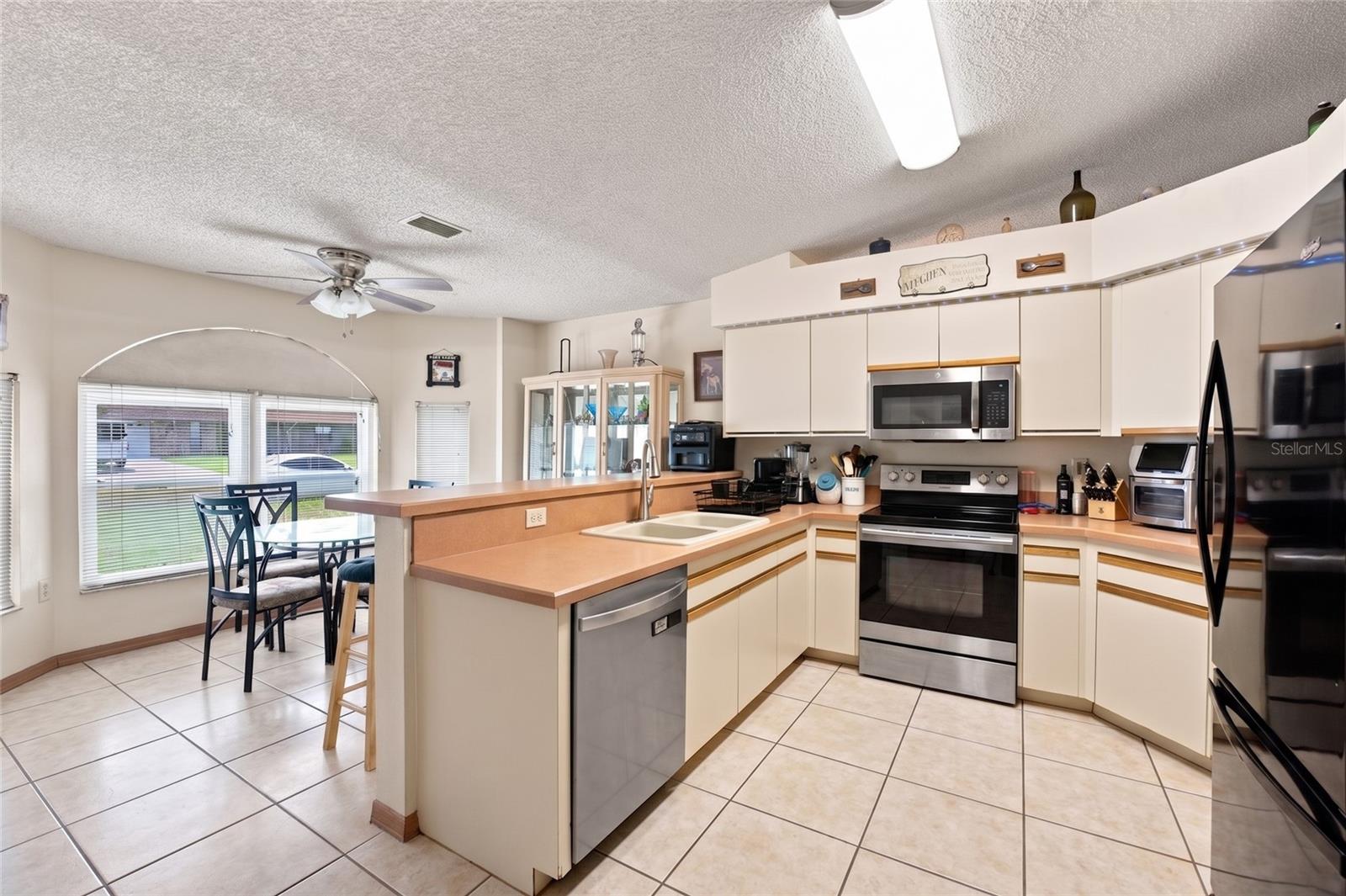 5552 Flint Rd Property Photo 6